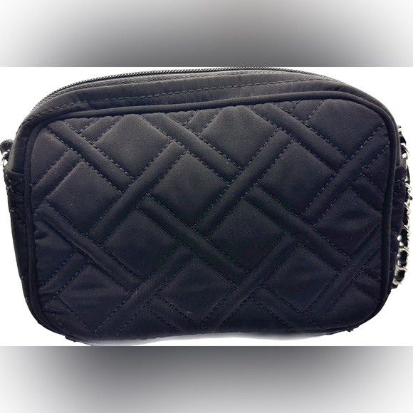 Vera Bradley Quilted Fabric-Black Crossbody w/chain-Excellent Preowned Condition - Picture 2 of 7